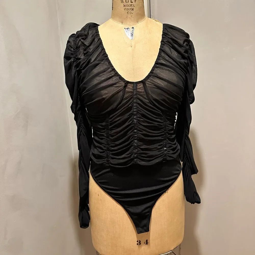 CLEARANCE: Mesh top